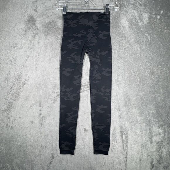 Spanx Pants Womens Small Gray Black Camo Seamless Look at Me Now Leggings Casual - Picture 3 of 10